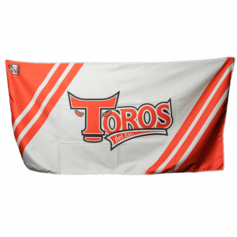 Toros del Este Large Beach Towel