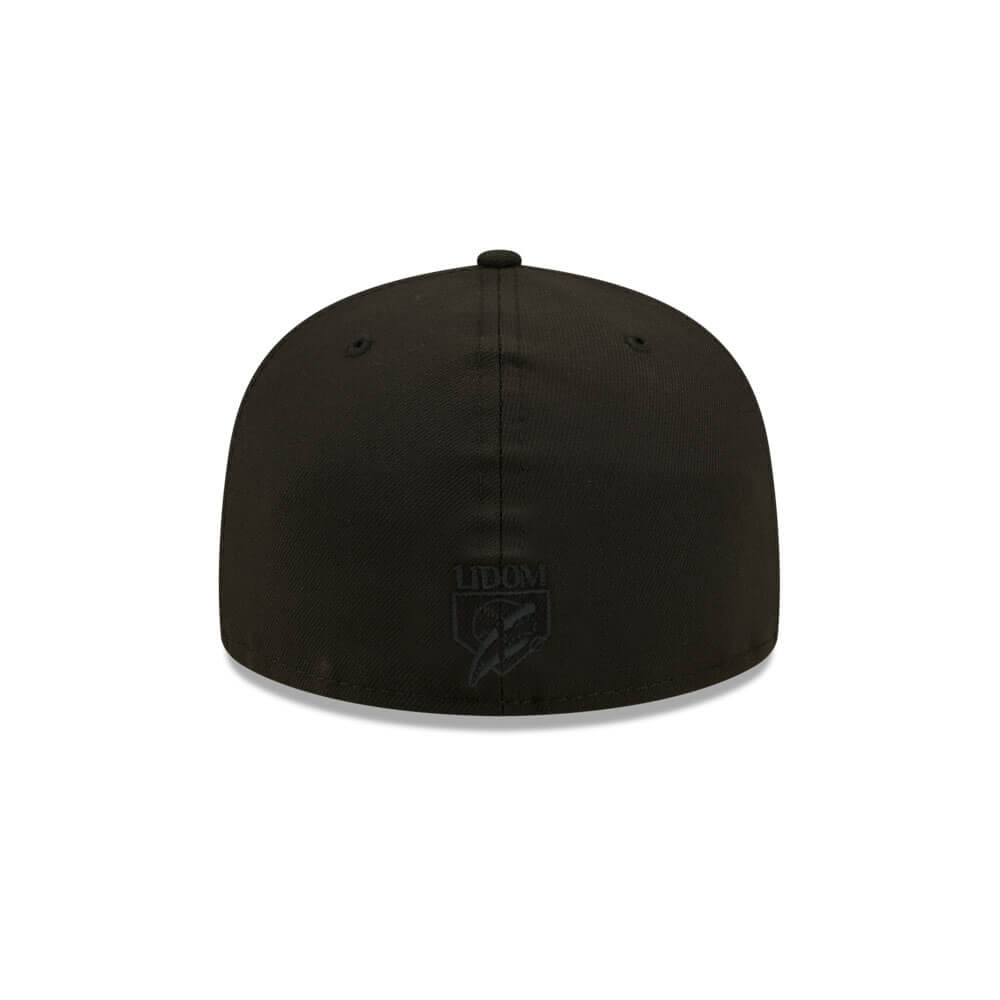 Black on Black (Detrás)